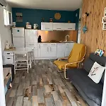 Climatise Avec Terrasse, Proche Grazel Apartman *