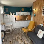 Climatise Avec Terrasse, Proche Grazel Gruissan