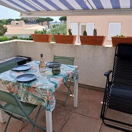 Climatise Avec Terrasse, Proche Grazel Apartman