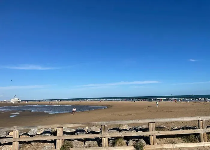 Climatise Avec Terrasse, Proche Grazel Lejlighed Gruissan